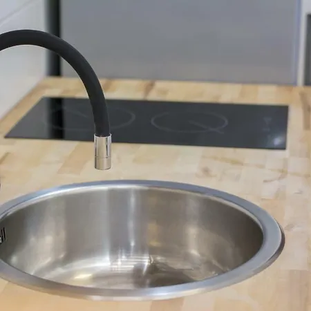 아파트 Caput Mundi *