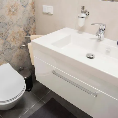 Apartment Caput Mundi *