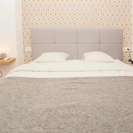 Apartment Caput Mundi *