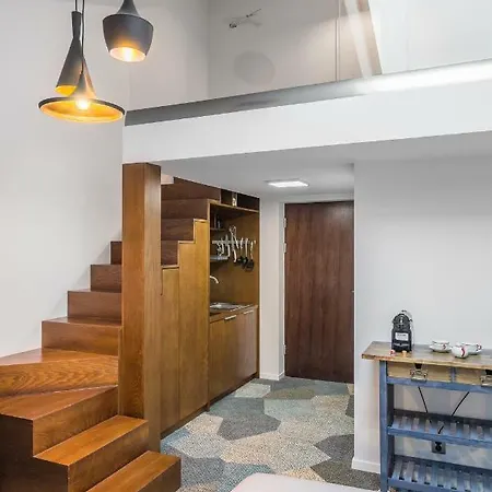 Apartment Caput Mundi *