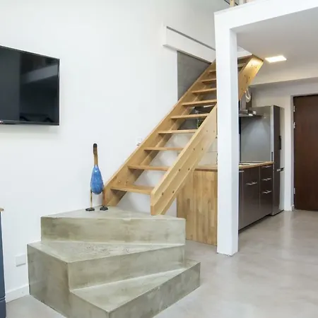 Apartment Caput Mundi