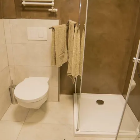 Apartment Caput Mundi *